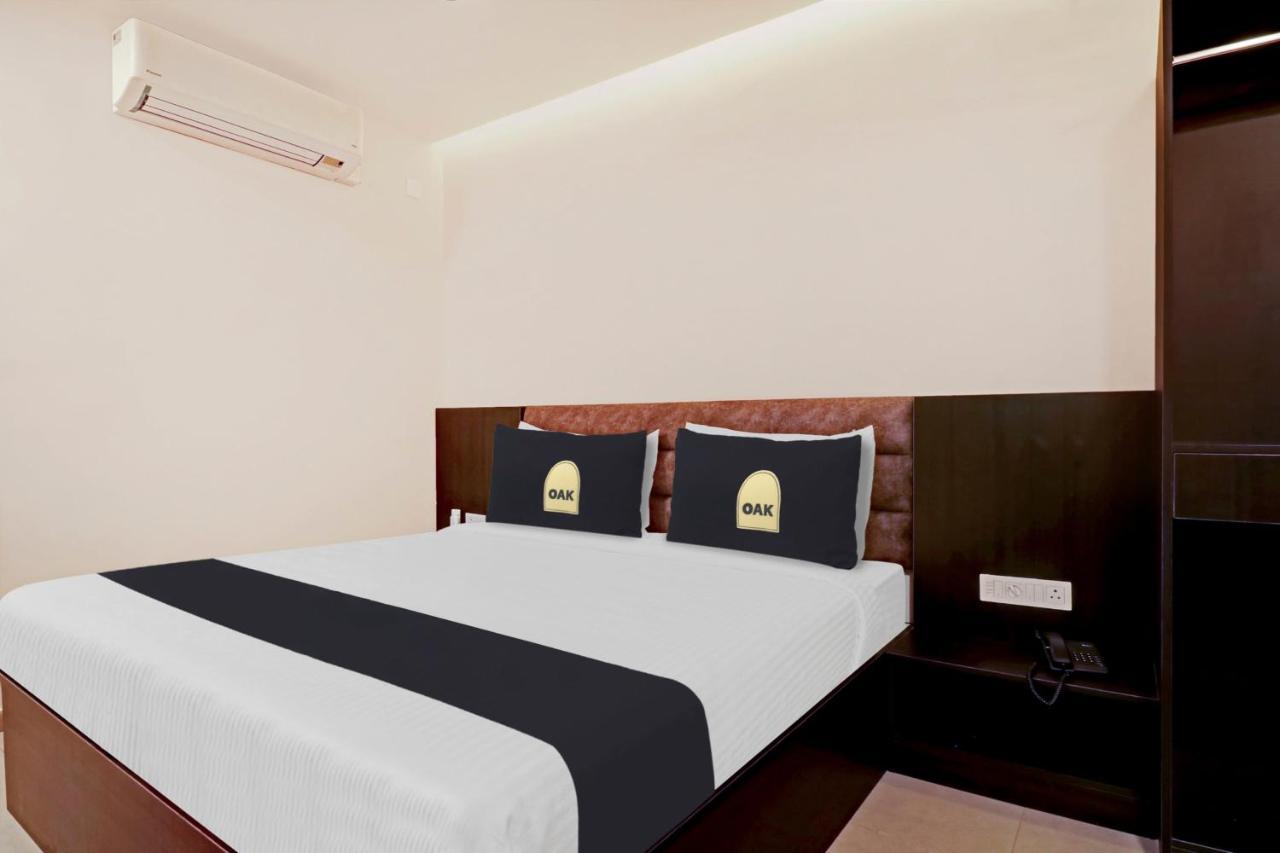 מלון העיר בנגלור Townhouse Oak Tierra Woods Manyata מראה חיצוני תמונה