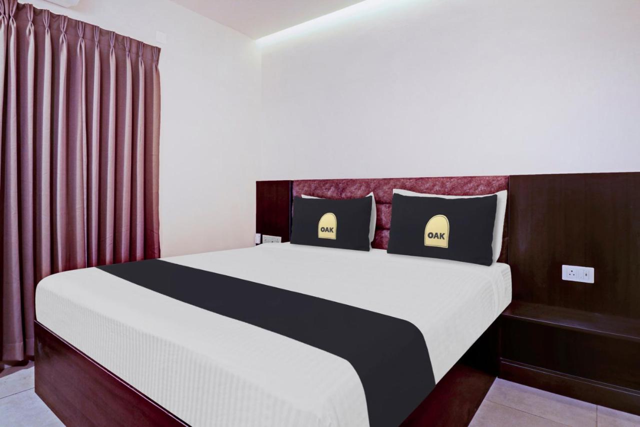 מלון העיר בנגלור Townhouse Oak Tierra Woods Manyata מראה חיצוני תמונה