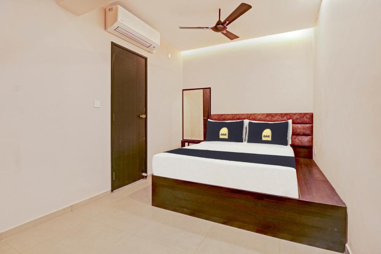 מלון העיר בנגלור Townhouse Oak Tierra Woods Manyata מראה חיצוני תמונה