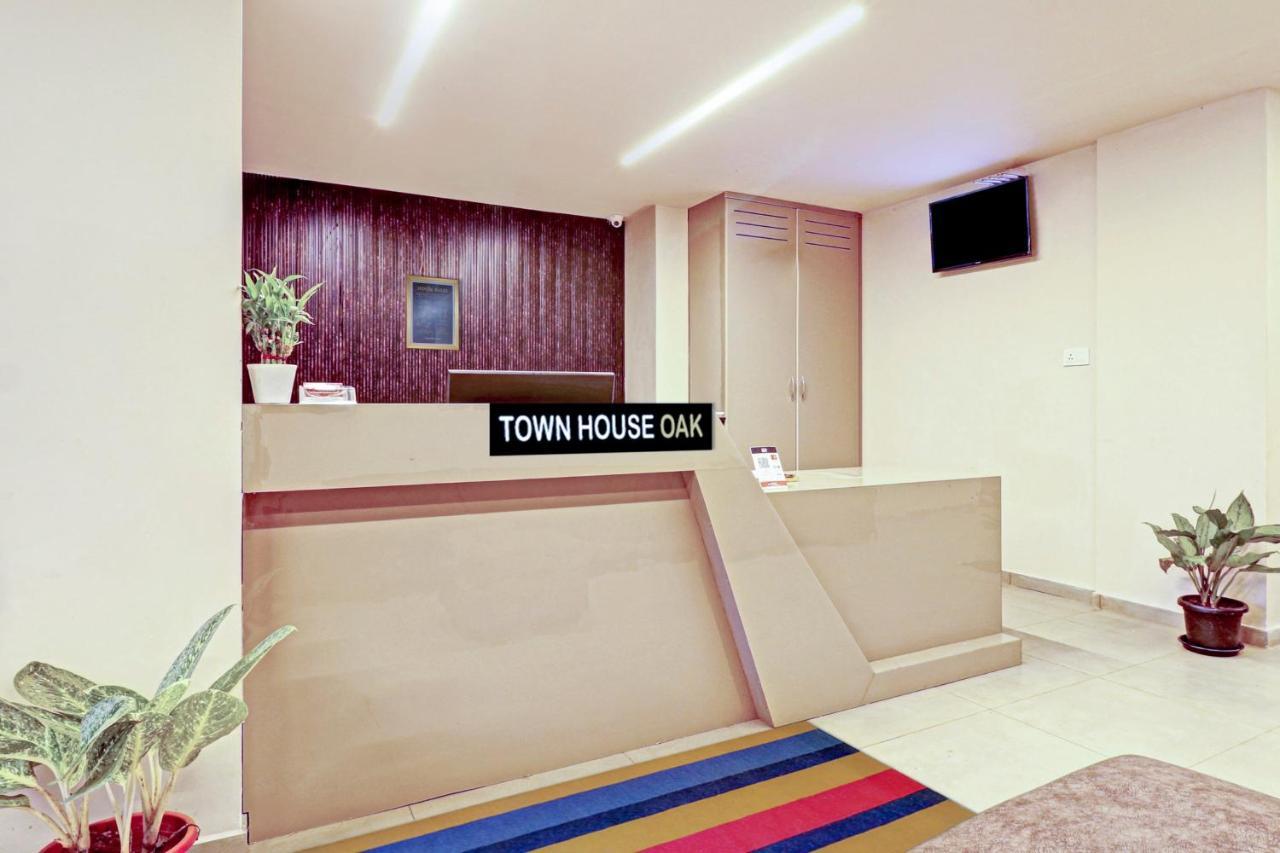 מלון העיר בנגלור Townhouse Oak Tierra Woods Manyata מראה חיצוני תמונה