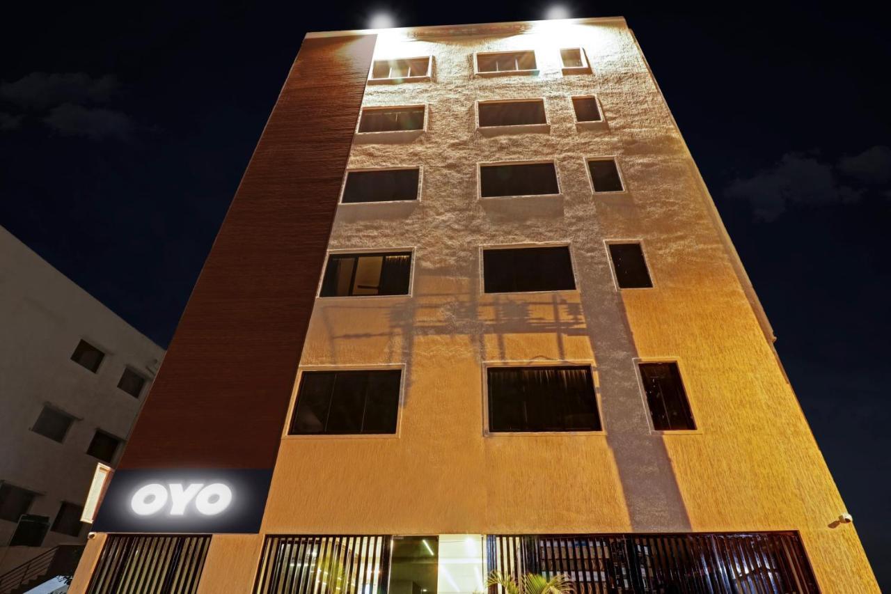 מלון העיר בנגלור Townhouse Oak Tierra Woods Manyata מראה חיצוני תמונה